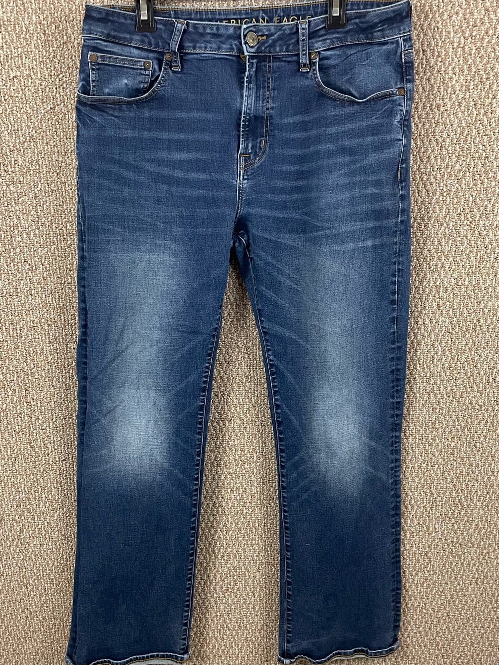 American Eagle jeans men’s 36 x 32 fits 36 x 29 E11